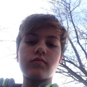 Meet your Posher, Chase